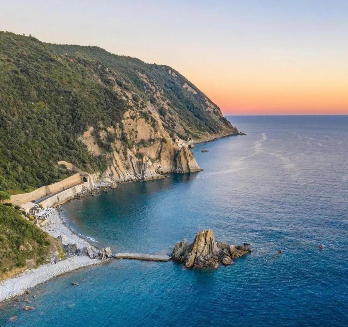 Popii Al Mare Appartamento In Villa Storica Fronte Mare Con Wifi E Aria Condizionata, Arredamenti Di Pregio E Giardino Riva Trigoso Italy